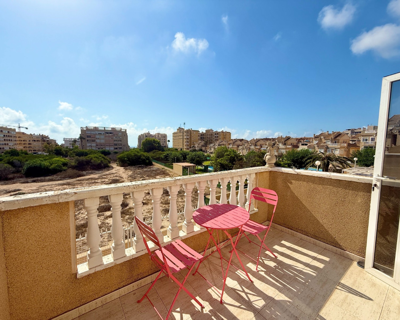 Resale - Villa / Semi detached - Torrevieja - Torreblanca