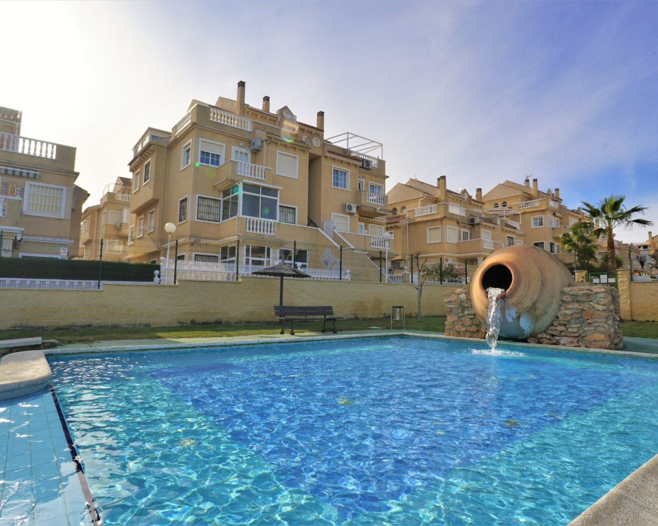 Resale - Villa / Semi detached - Torrevieja - Torreblanca