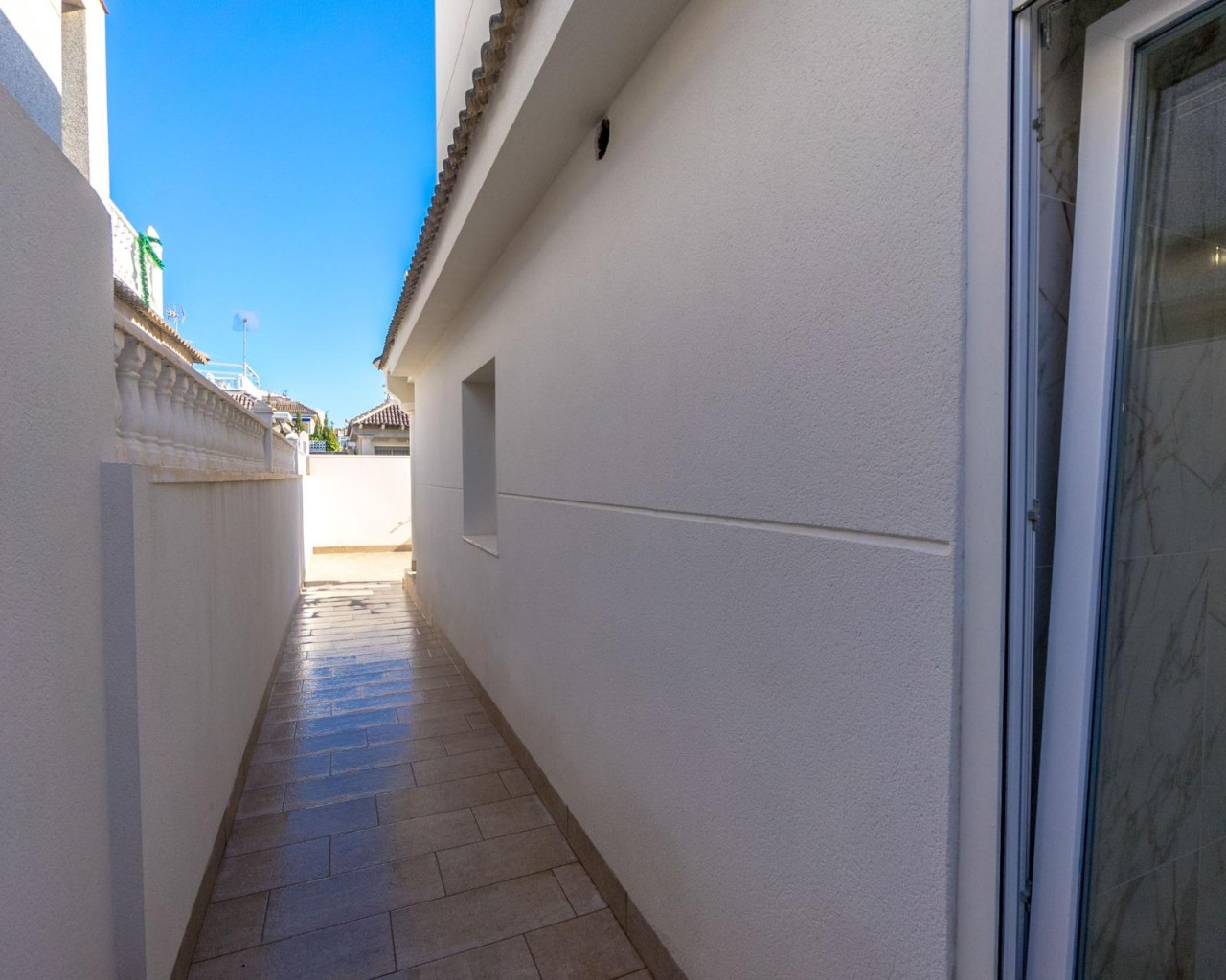 Resale - Villa - Torrevieja - El chaparral