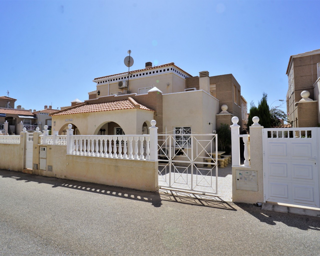 Semi-Detached Villa - Revente - Torrevieja - 1471