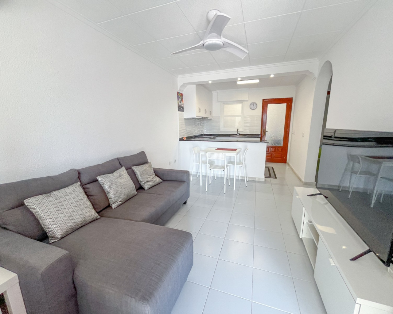 Venta - Bungalow - Torrevieja - San Luis / La Siesta
