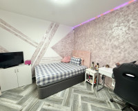 Venta - Bungalow - Torrevieja - San Luis / La Siesta