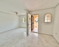 Venta - Casa de pueblo - Torrevieja - Nueva Torrevieja - Aguas Nuevas