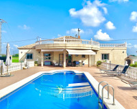 Venta - Chalet - Catral