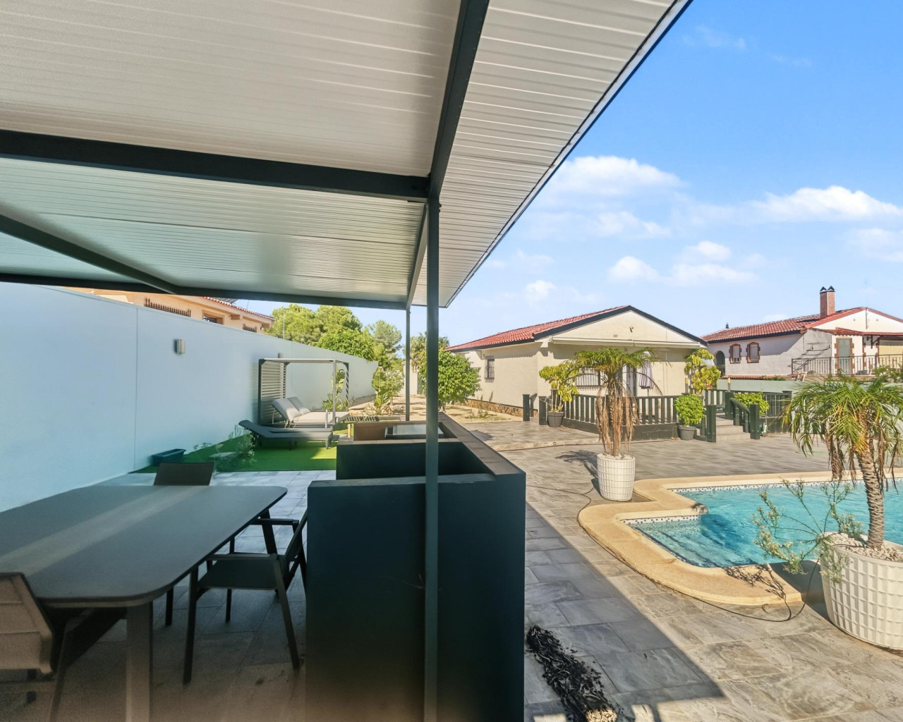 Venta - Chalet - Pilar de la Horadada - Pinar de Campoverde