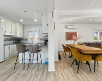Venta - Chalet - Pilar de la Horadada - Pinar de Campoverde