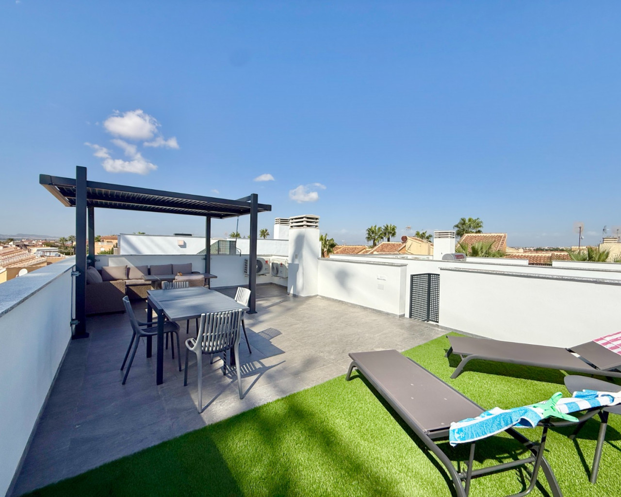 Venta - Chalet - Torrevieja - Torretas