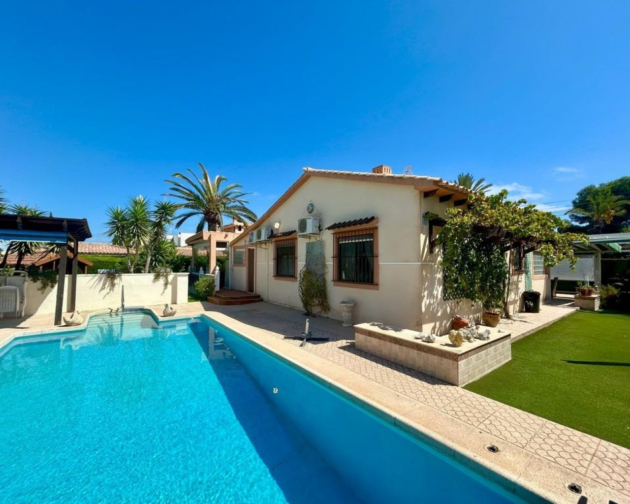Villa - Resale - Orihuela Costa - Cabo Roig
