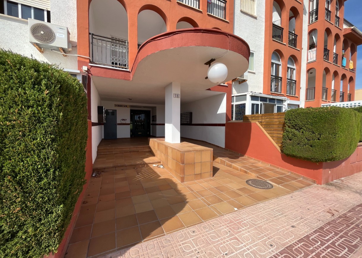 Resale - Lägenhet - Torrevieja - Torreblanca