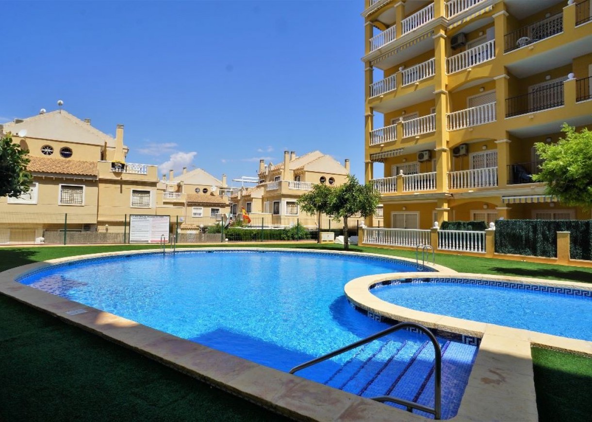 Long time Rental - Lägenhet - Torrevieja - Torreblanca