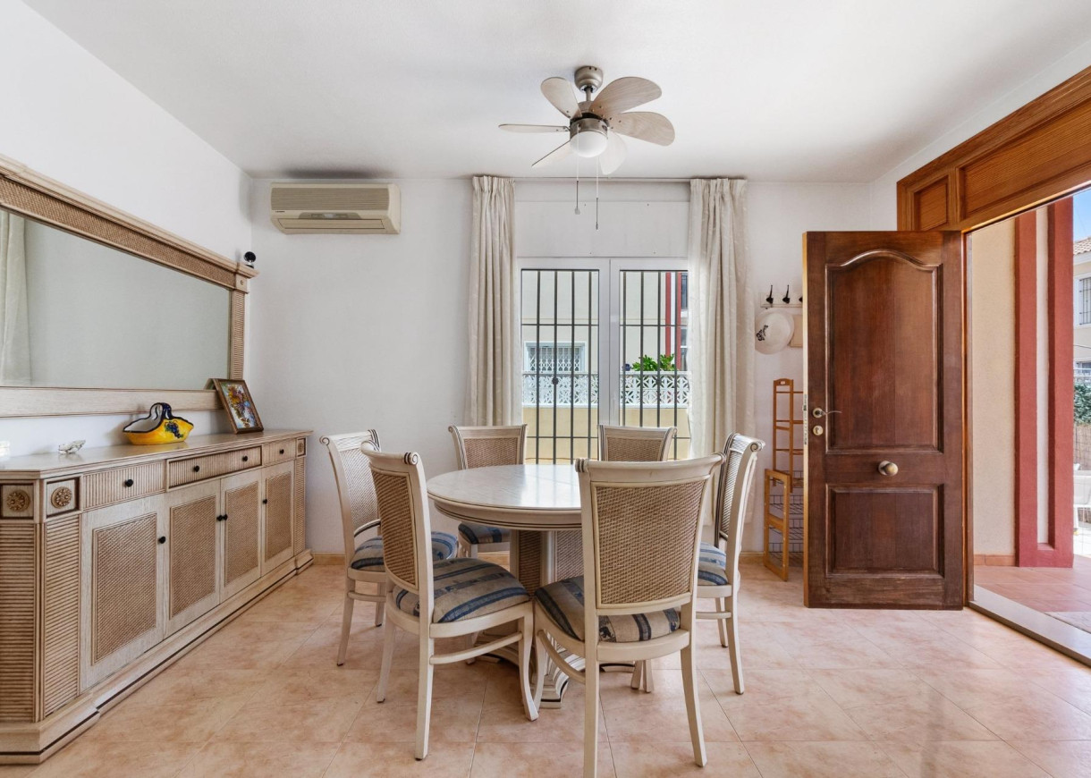 Resale - Terraced house - Orihuela Costa - Altos de Campoamor