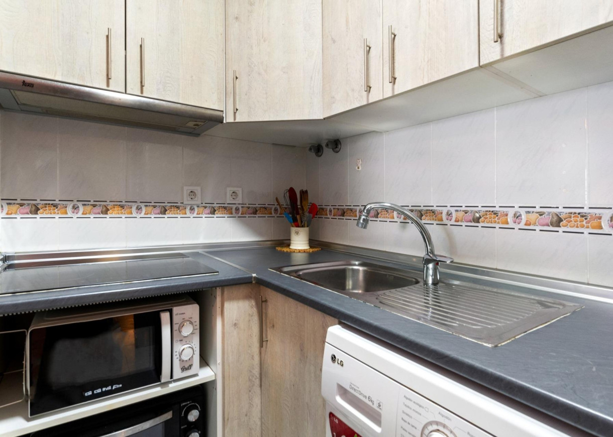 Resale - Apartment - Torrevieja - La Mata