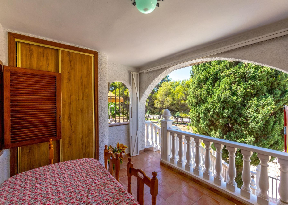 Resale - Bungalow - Pilar de la Horadada - Mil Palmeras