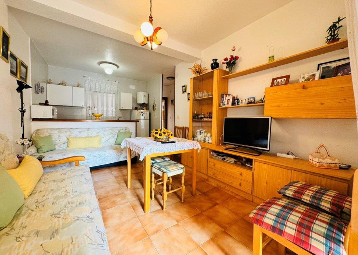 Resale - Apartment - La Mata