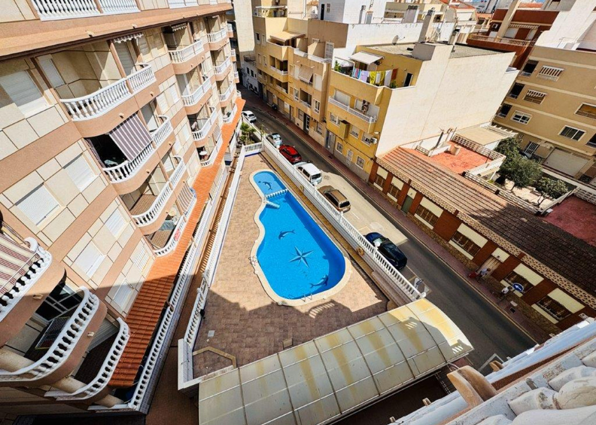 Resale - Apartment - La Mata