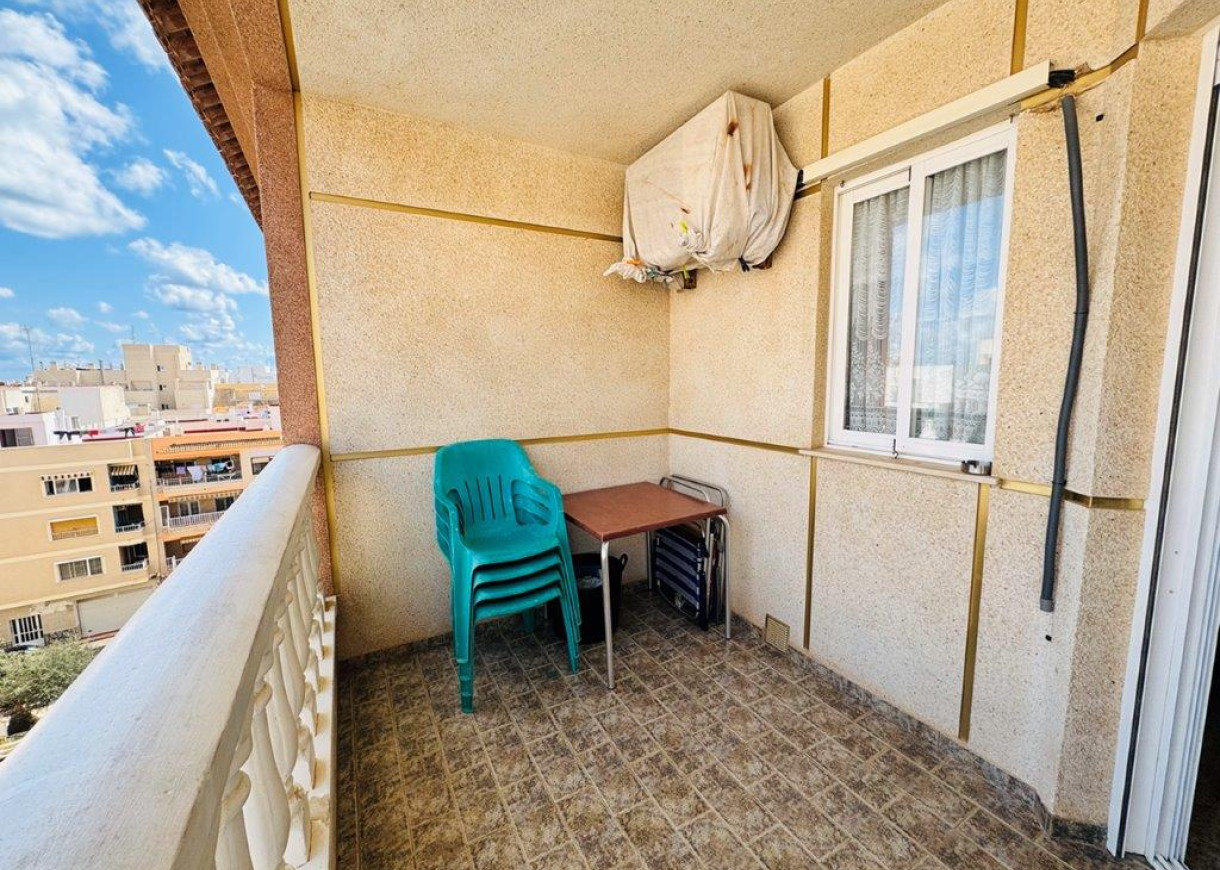 Resale - Apartment - La Mata