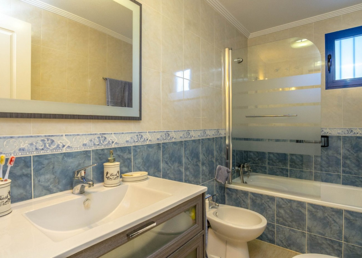 Resale - Apartment - Orihuela Costa - Altos de Campoamor