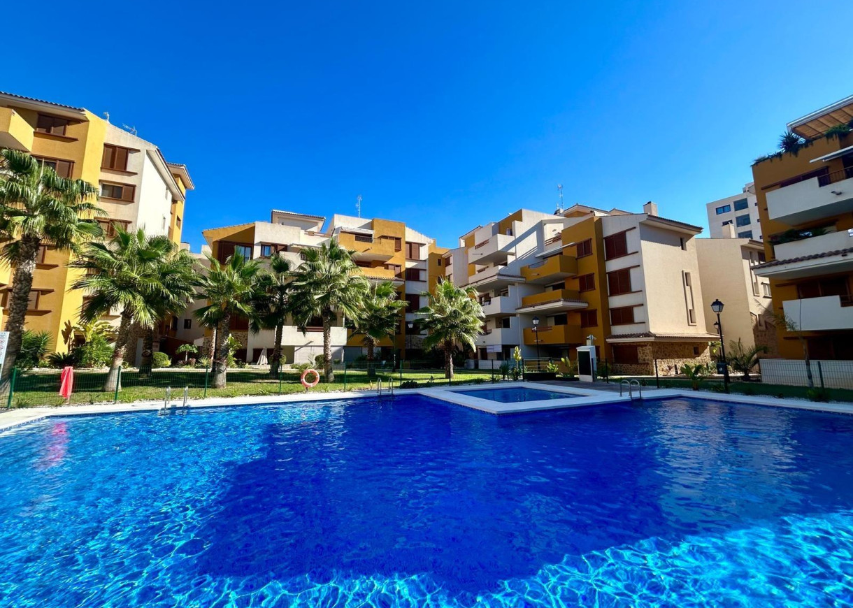 Resale - Apartment - Torrevieja - Punta prima