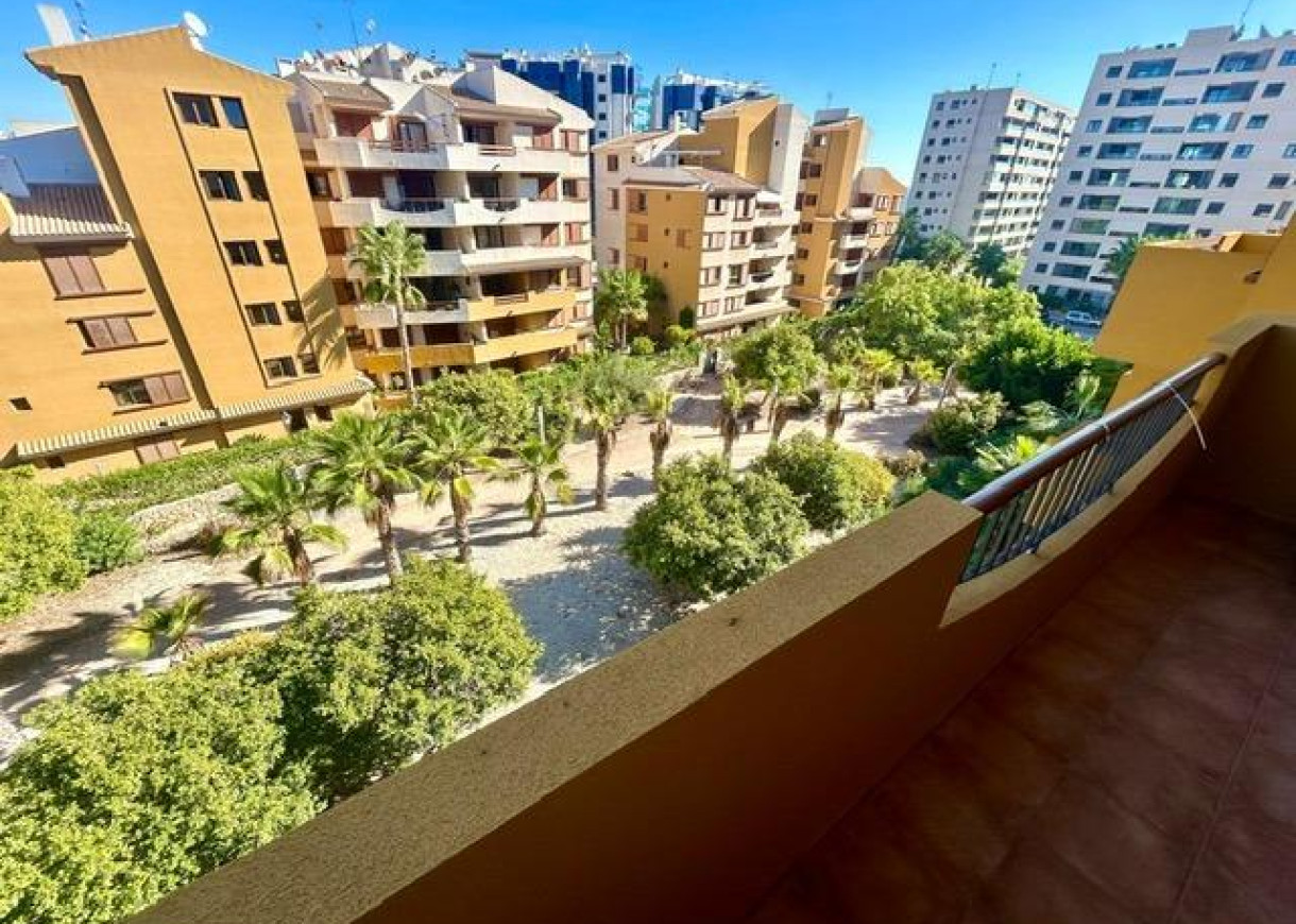 Revente - Appartement - Torrevieja - Punta prima