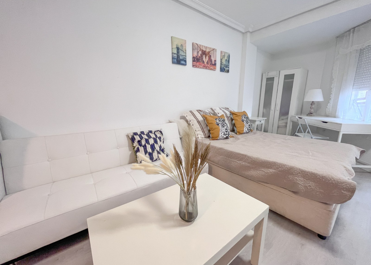 Location longue durée - Appartement - Torrevieja - Playa del Cura