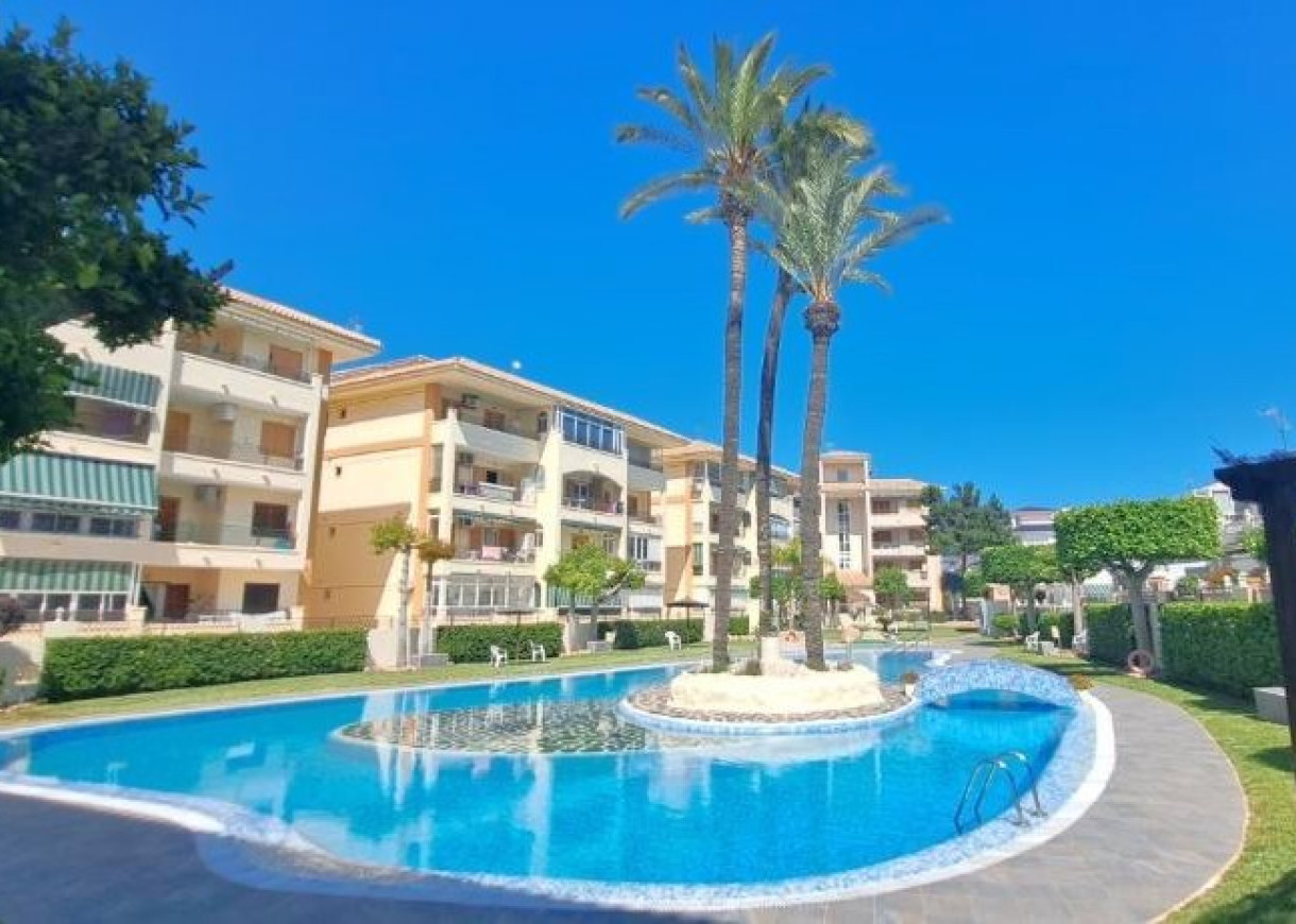 Resale - Apartment - Torrevieja - La Mata