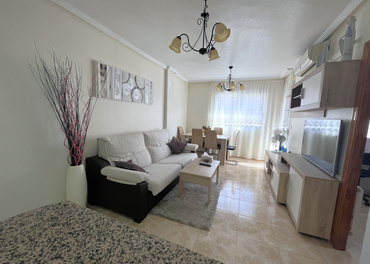 Location longue durée - Appartement - Torrevieja - Centro