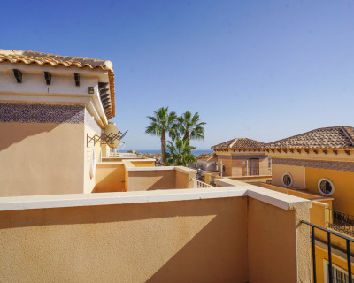 Resale - Town house - Torrevieja - Aguas Nuevas