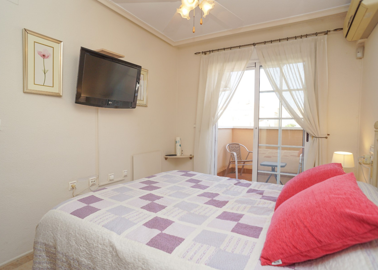 Resale - Town house - Torrevieja - Aguas Nuevas