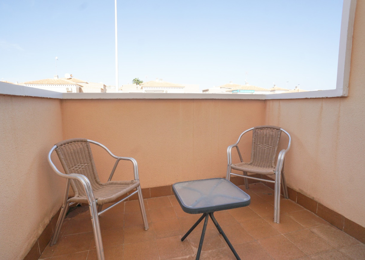 Resale - Town house - Torrevieja - Aguas Nuevas