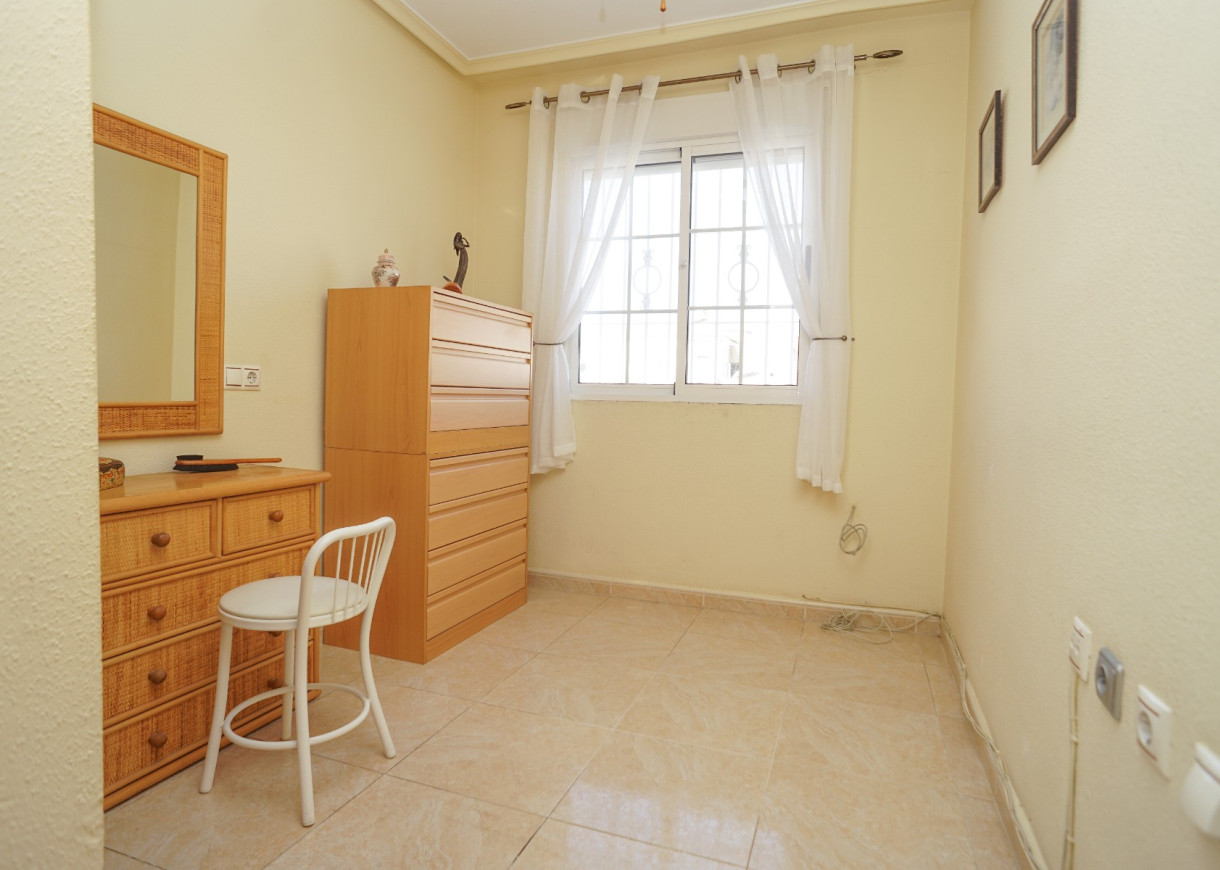 Resale - Town house - Torrevieja - Aguas Nuevas