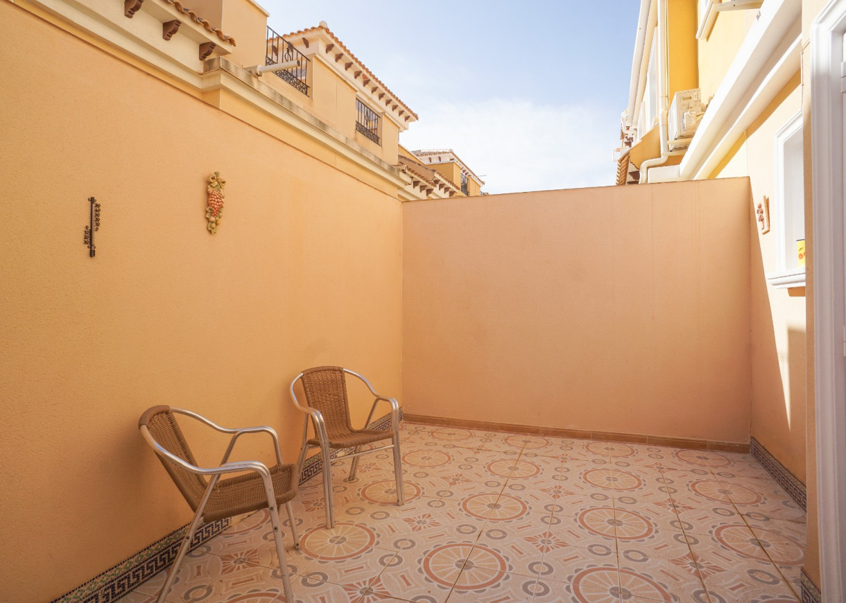 Resale - Town house - Torrevieja - Aguas Nuevas