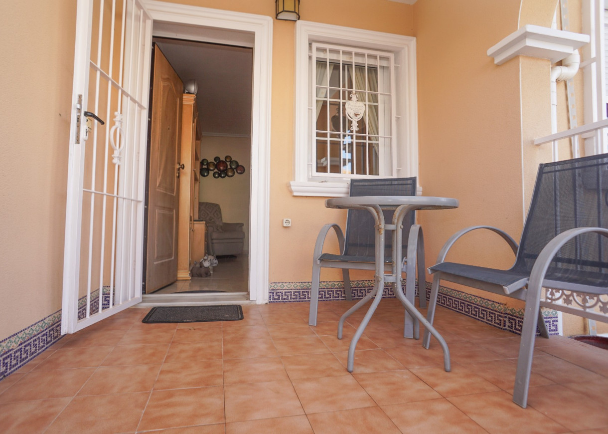 Resale - Town house - Torrevieja - Aguas Nuevas