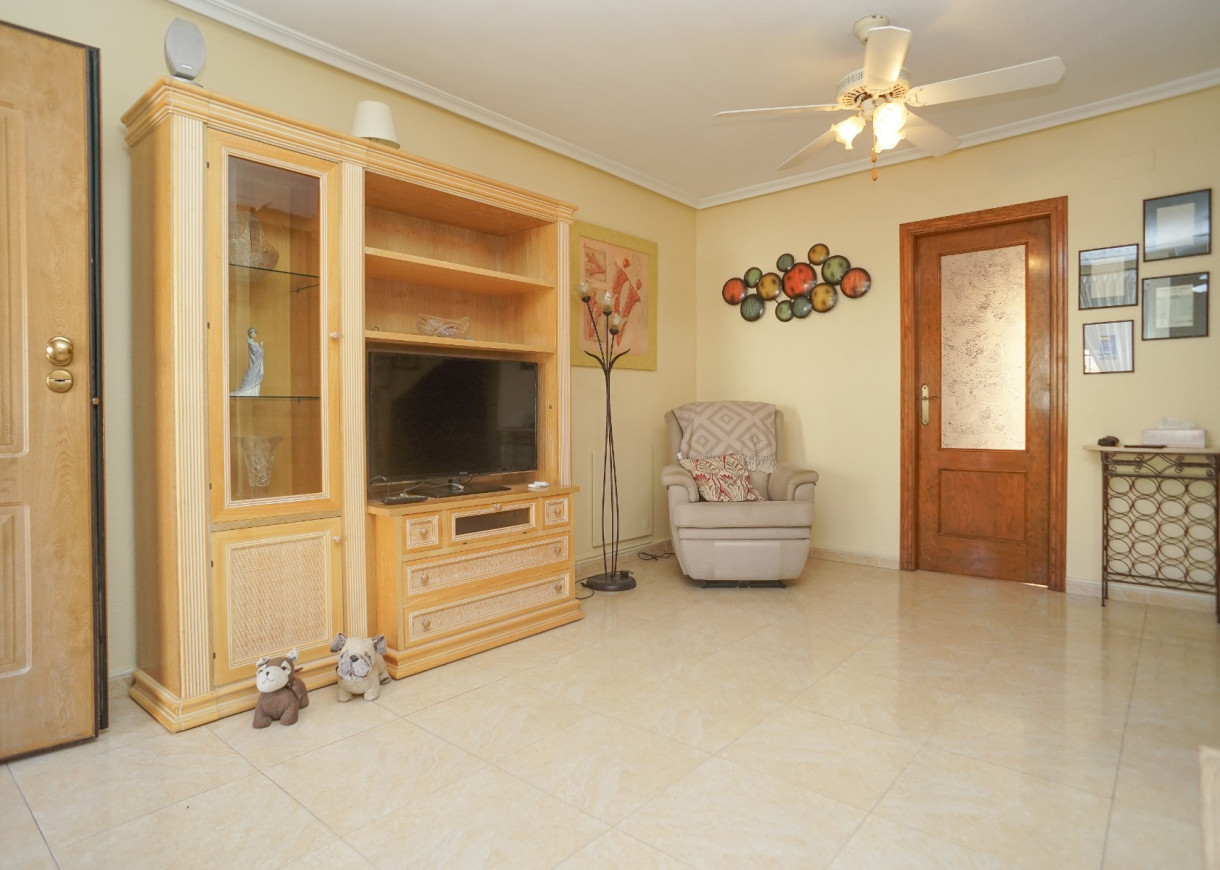 Resale - Town house - Torrevieja - Aguas Nuevas