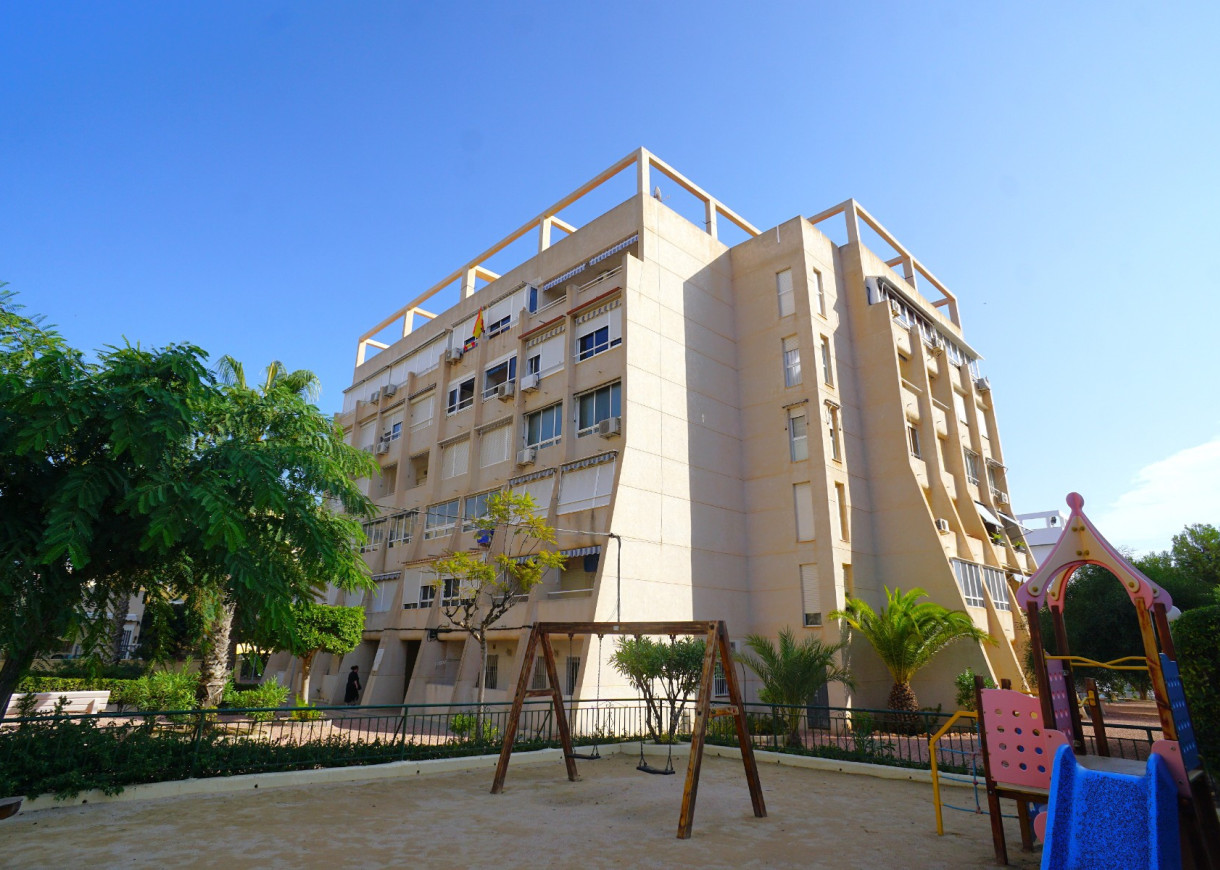 Resale - Apartment - Torrevieja - Torreblanca