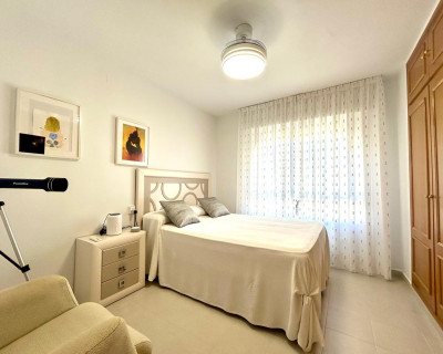 Resale - Apartment - Orihuela Costa - Campoamor