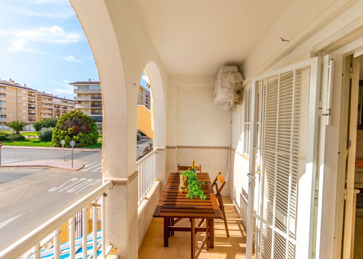 Resale - Apartment - Torrevieja - Los Europeos