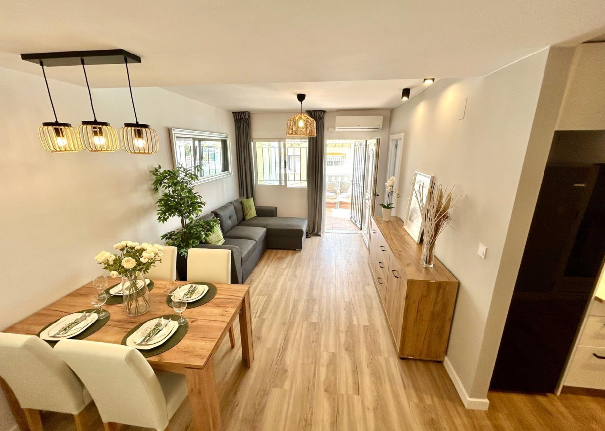 Resale - Terraced house - Orihuela - Urbanización Perla del Mar