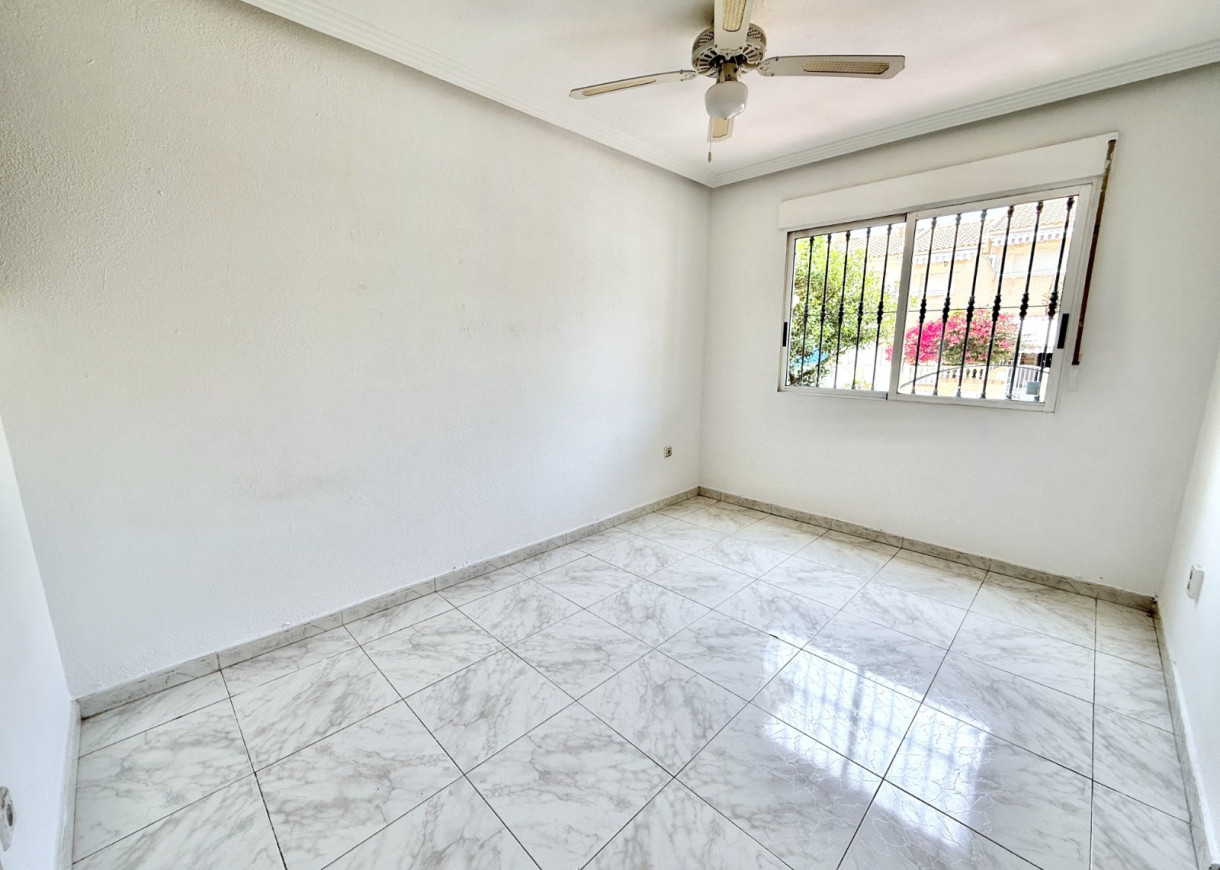 Resale - Town house - Torrevieja - Nueva Torrevieja - Aguas Nuevas