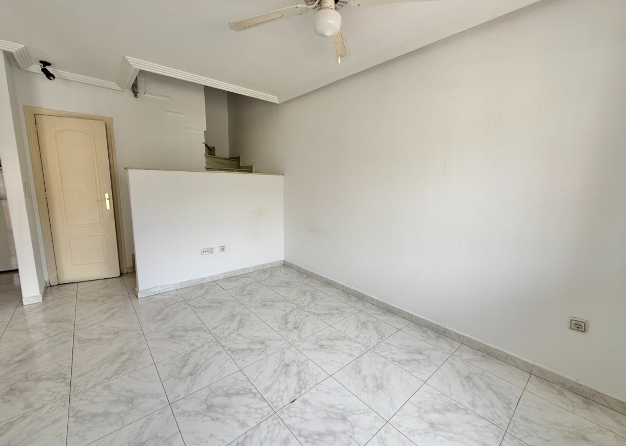 Resale - Town house - Torrevieja - Nueva Torrevieja - Aguas Nuevas