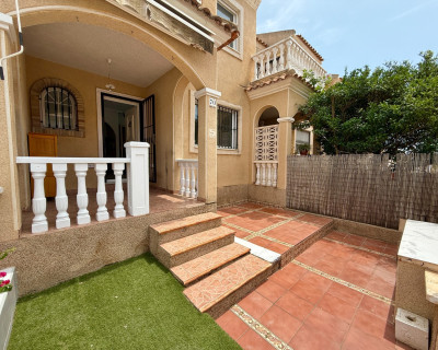 Resale - Town house - Torrevieja - Nueva Torrevieja - Aguas Nuevas