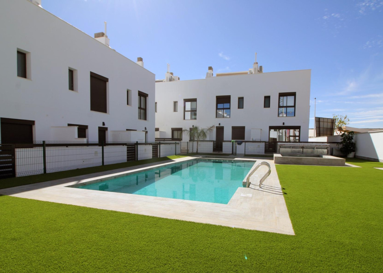 New Build - Town house - Pilar de la Horadada - parque Andromeda