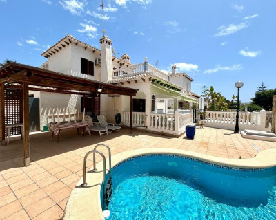 Resale - Villa - Orihuela Costa - La Zenia