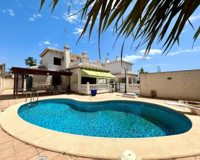 Resale - Villa - Orihuela Costa - La Zenia