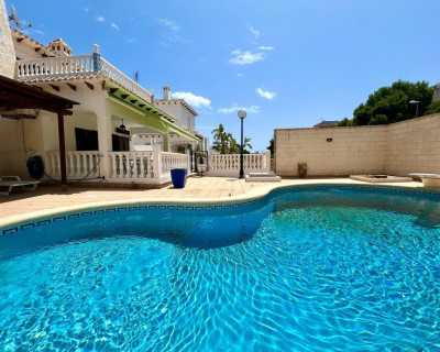 Resale - Villa - Orihuela Costa - La Zenia