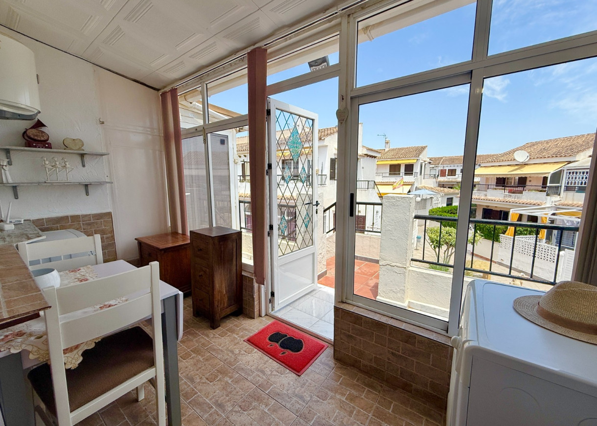 Resale - Apartment - Torrevieja - Torreblanca