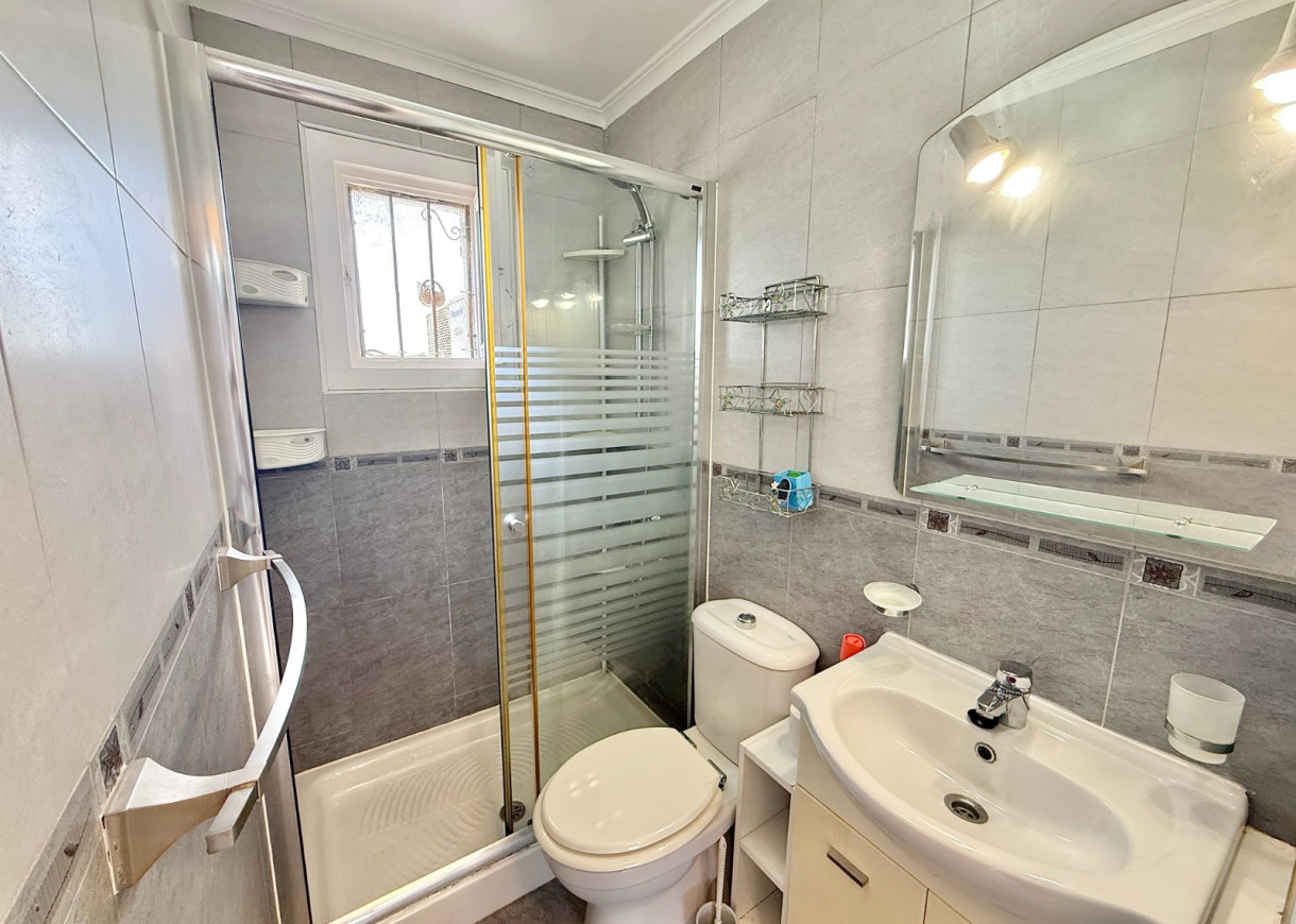 Resale - Apartment - Torrevieja - Torreblanca