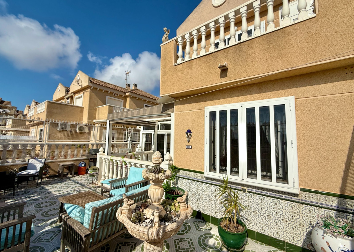 Venta - Villa / Semi separado - Torrevieja - Torreblanca