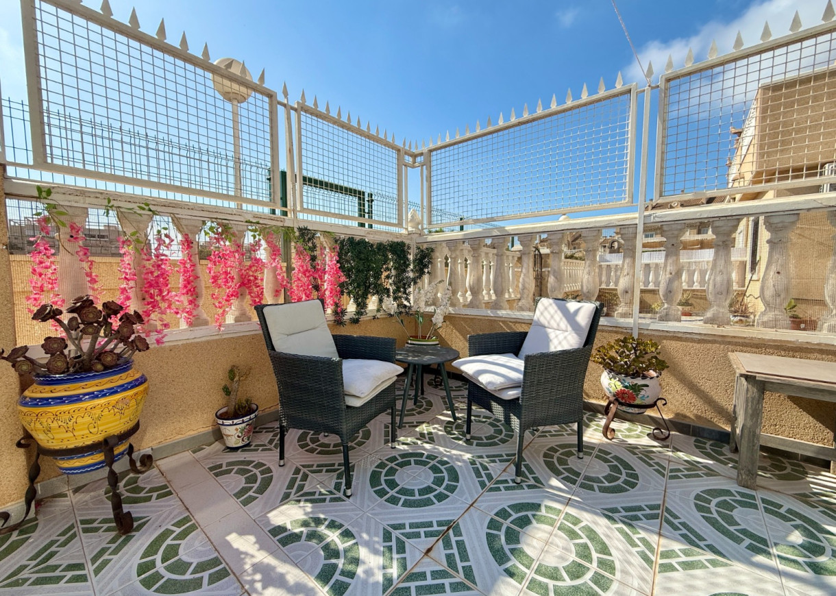 Venta - Villa / Semi separado - Torrevieja - Torreblanca