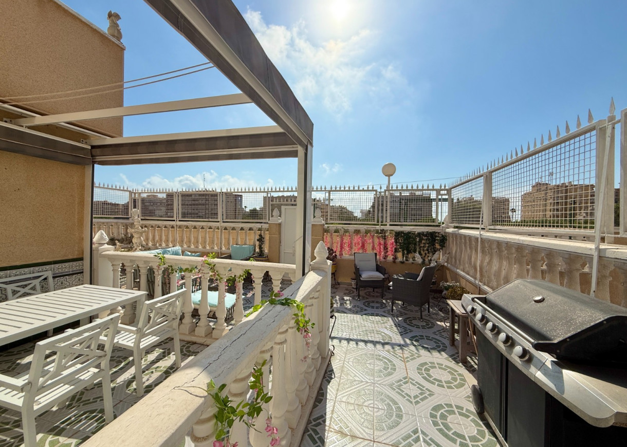 Venta - Villa / Semi separado - Torrevieja - Torreblanca