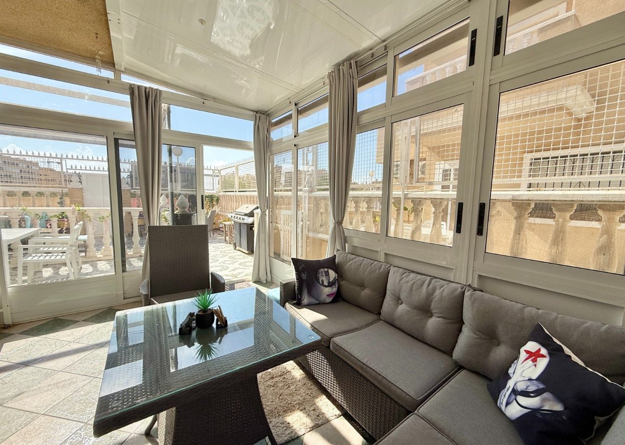 Venta - Villa / Semi separado - Torrevieja - Torreblanca